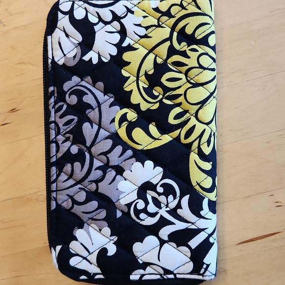 Vera Bradley Floral Wallet Black EUC - Picture 4 of 7